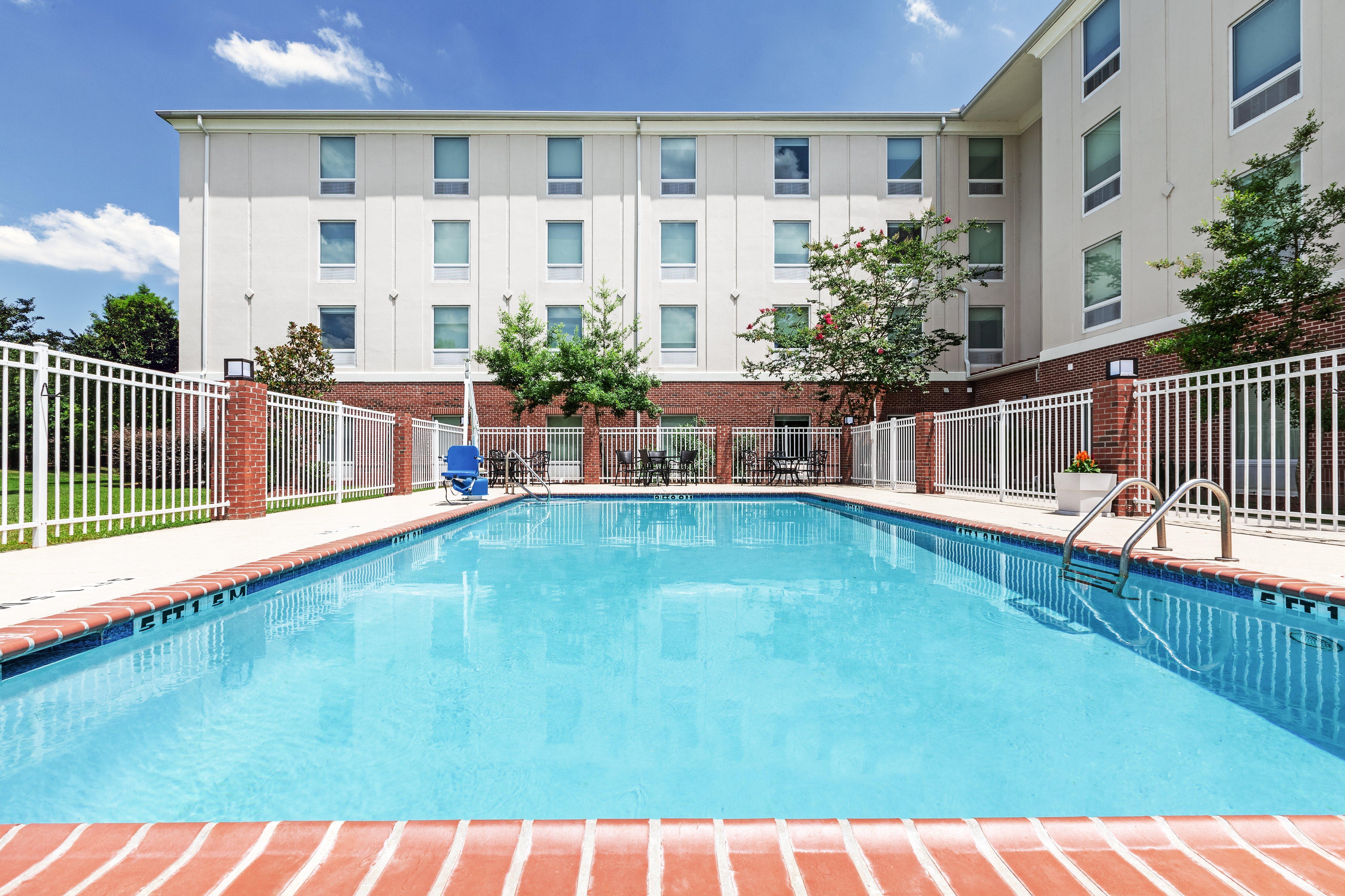 Express & Baton Rouge East By Ihg Prairieville