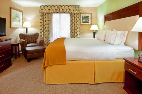 Express & Baton Rouge East By Ihg 2*