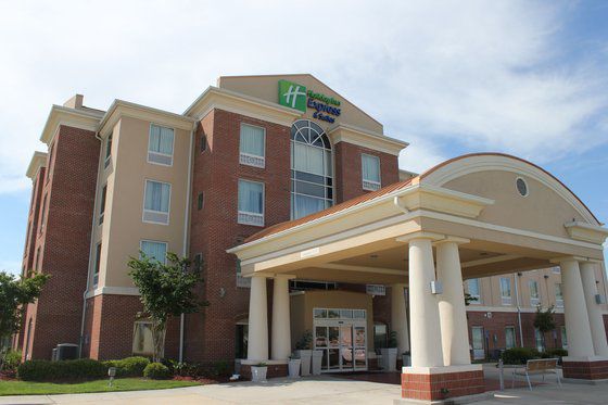 Hotel Express & Baton Rouge East By Ihg