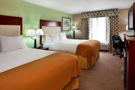 Express & Baton Rouge East By Ihg 2*