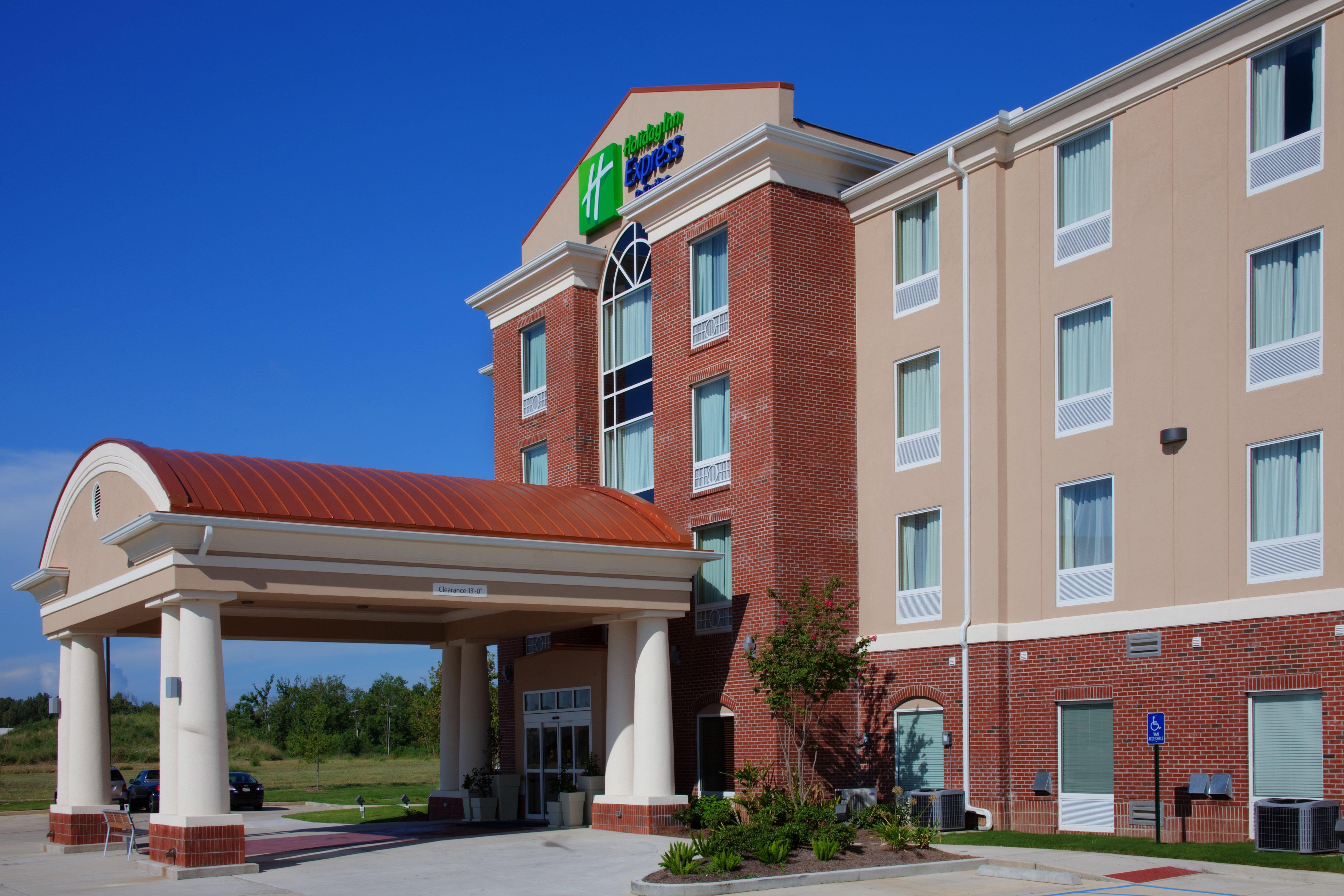 Express & Baton Rouge East By Ihg Hotel