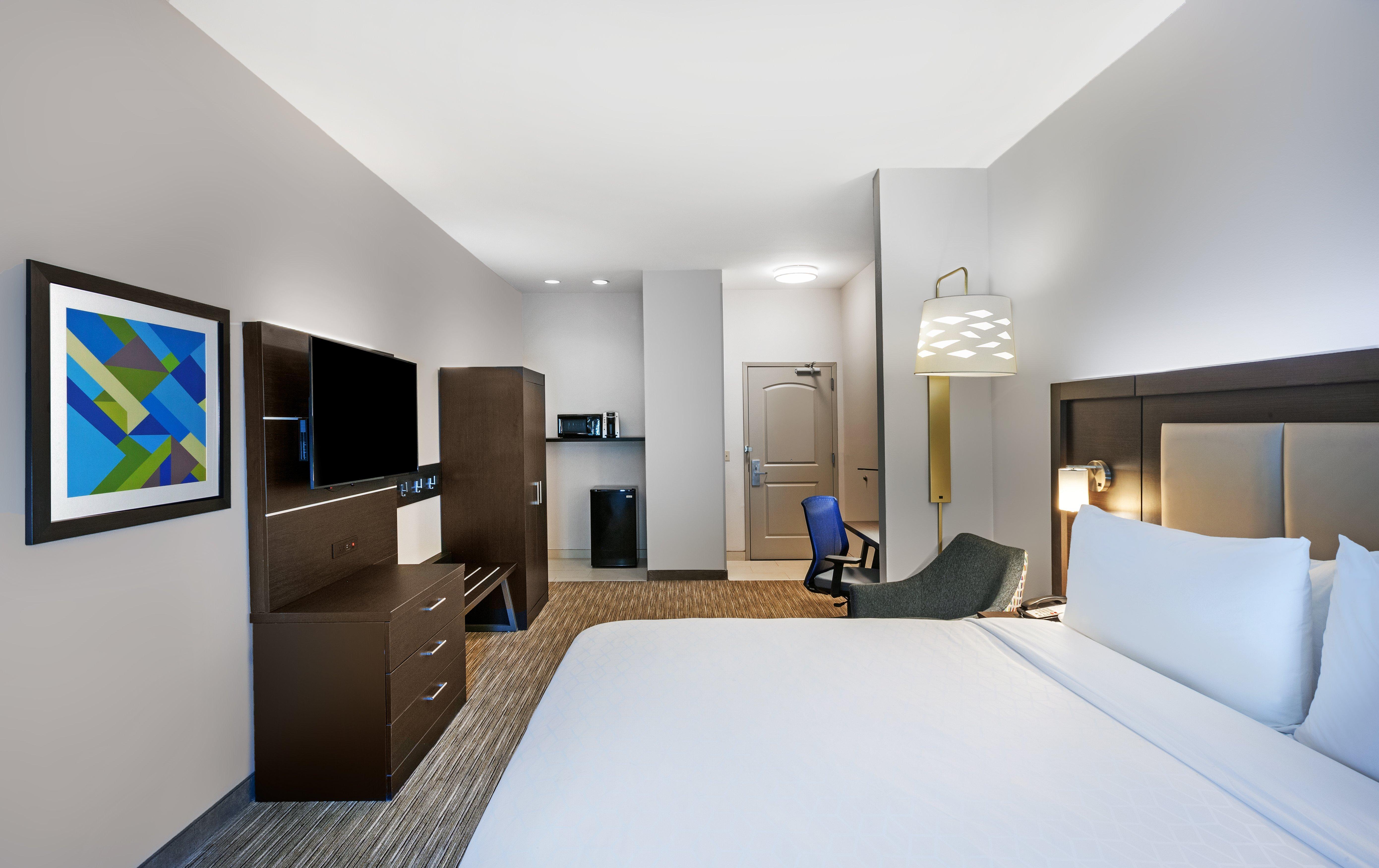 Express & Baton Rouge East By Ihg 2*