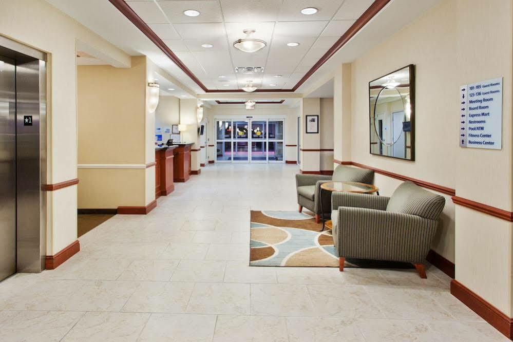 Hotel Express & Baton Rouge East By Ihg Prairieville